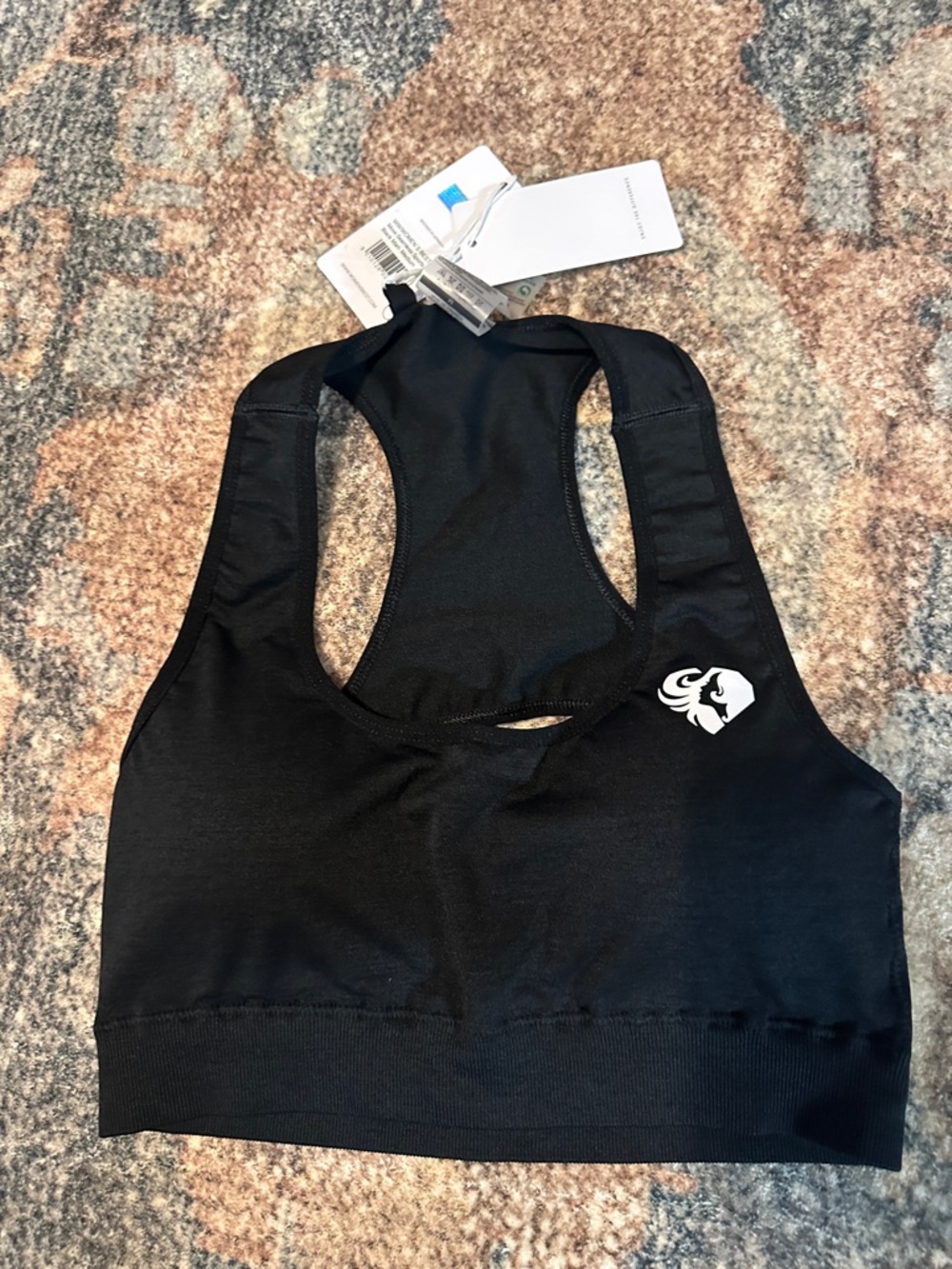 NWT Women’s Best black move seamless sports bra, medium